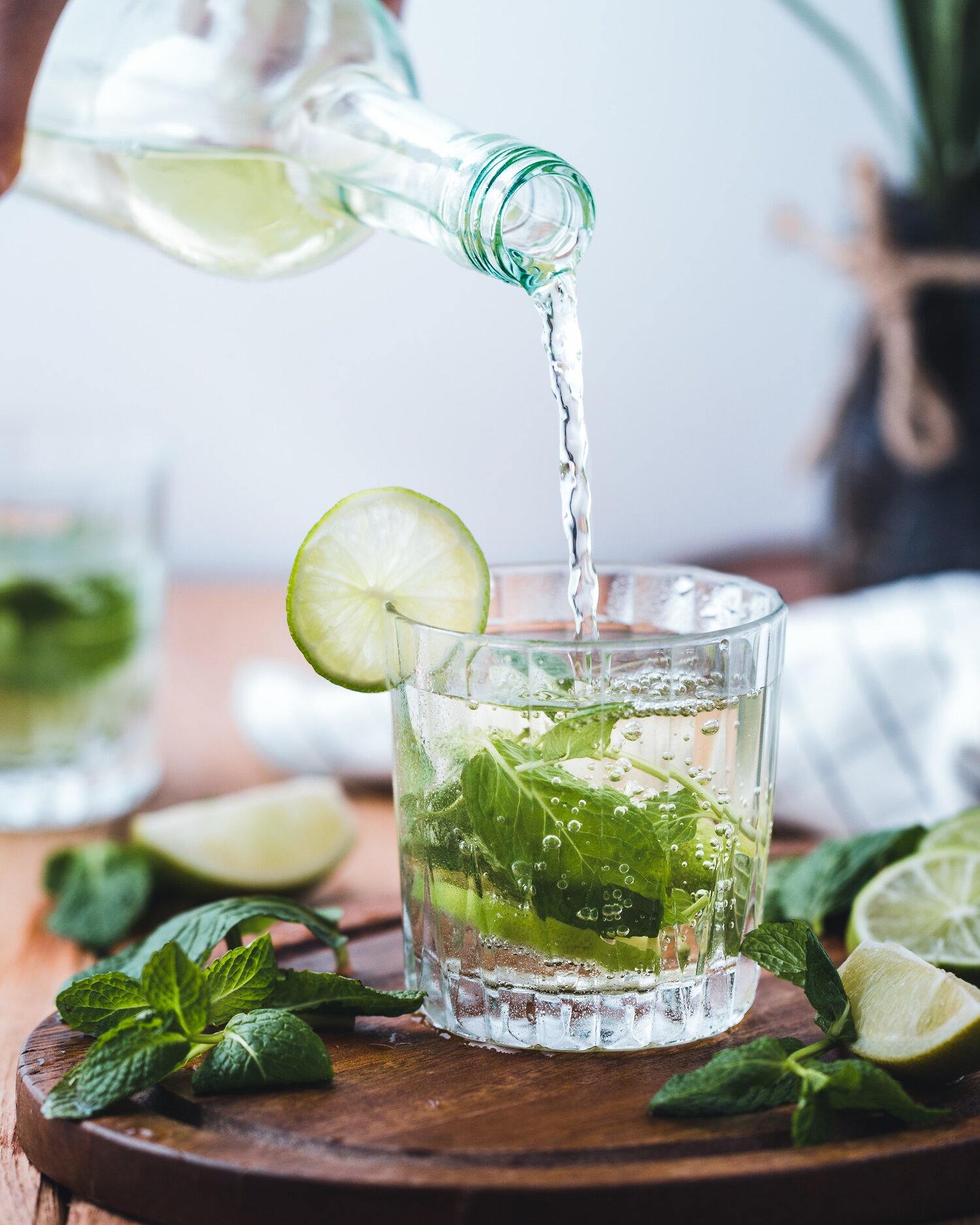 How to Stay Hydrated with Healthy Infused Water // Four Wellness Co.